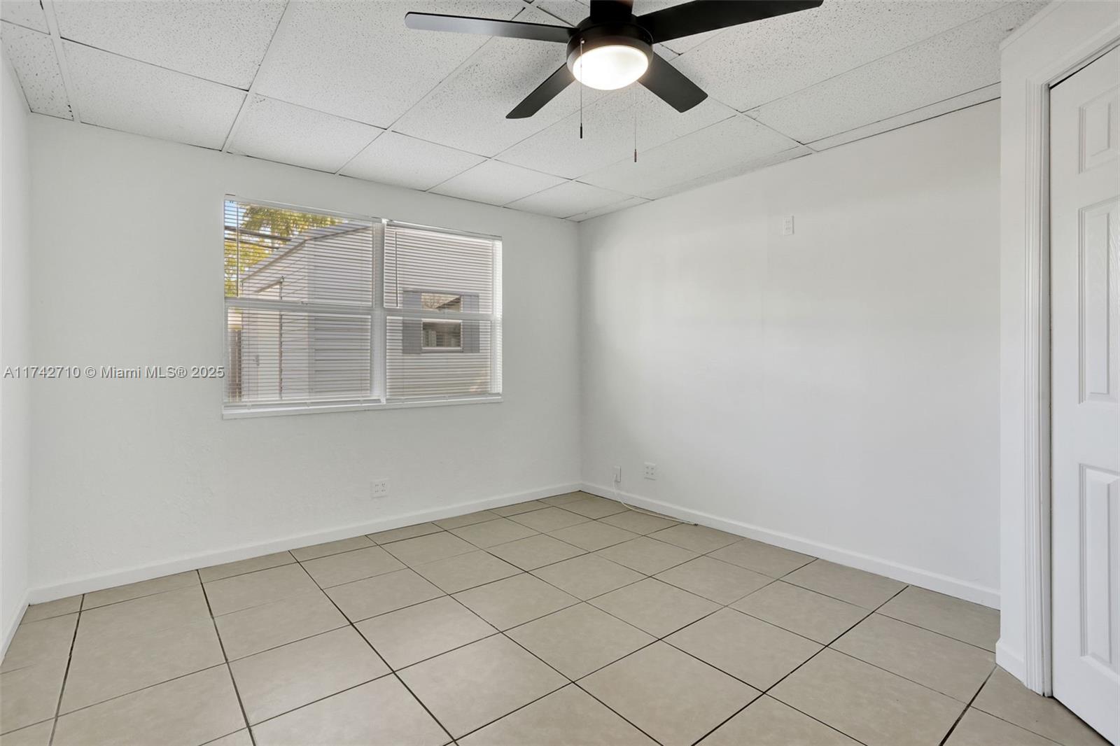COLLIER ESTATES - Residential