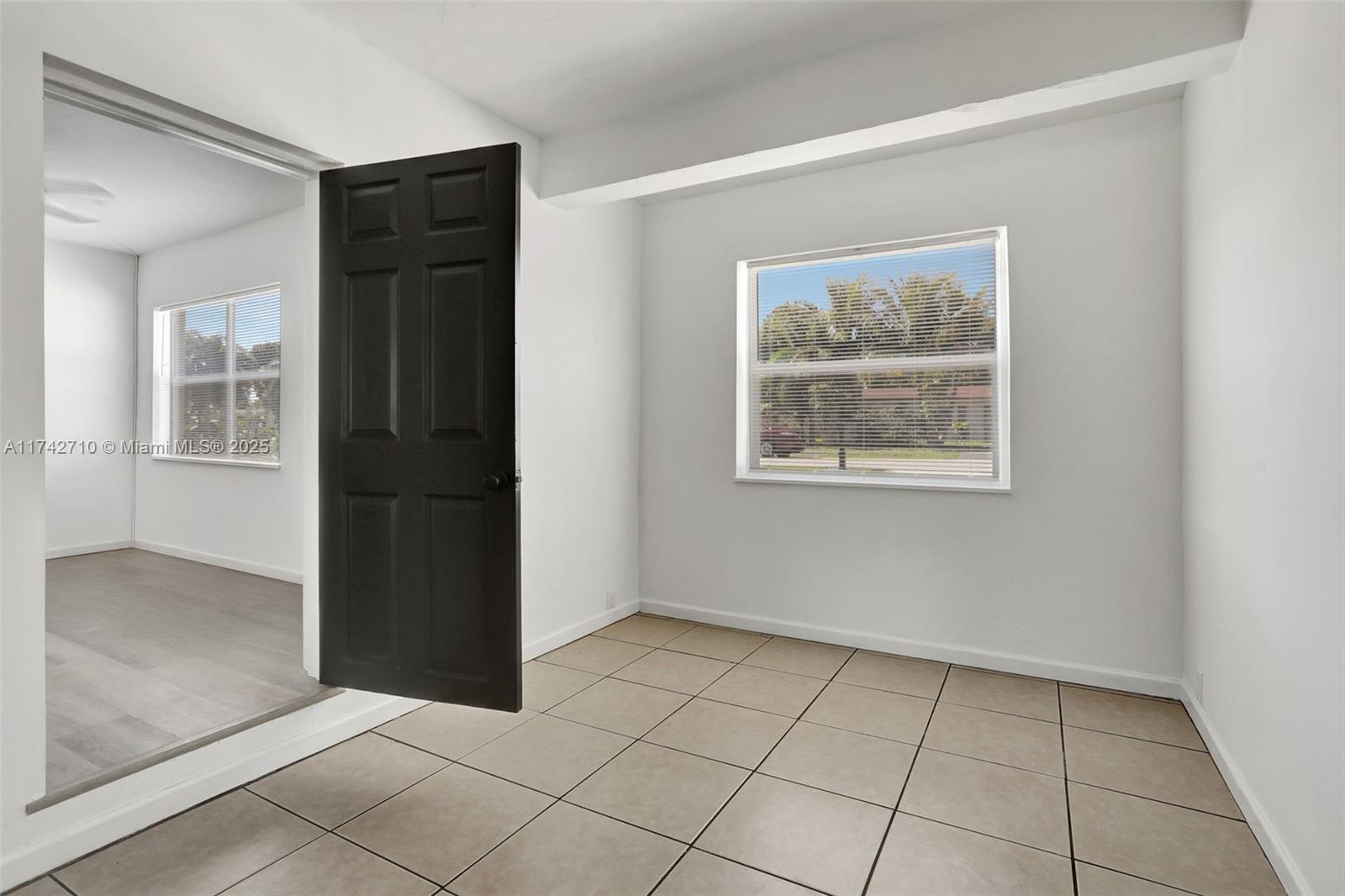 COLLIER ESTATES - Residential