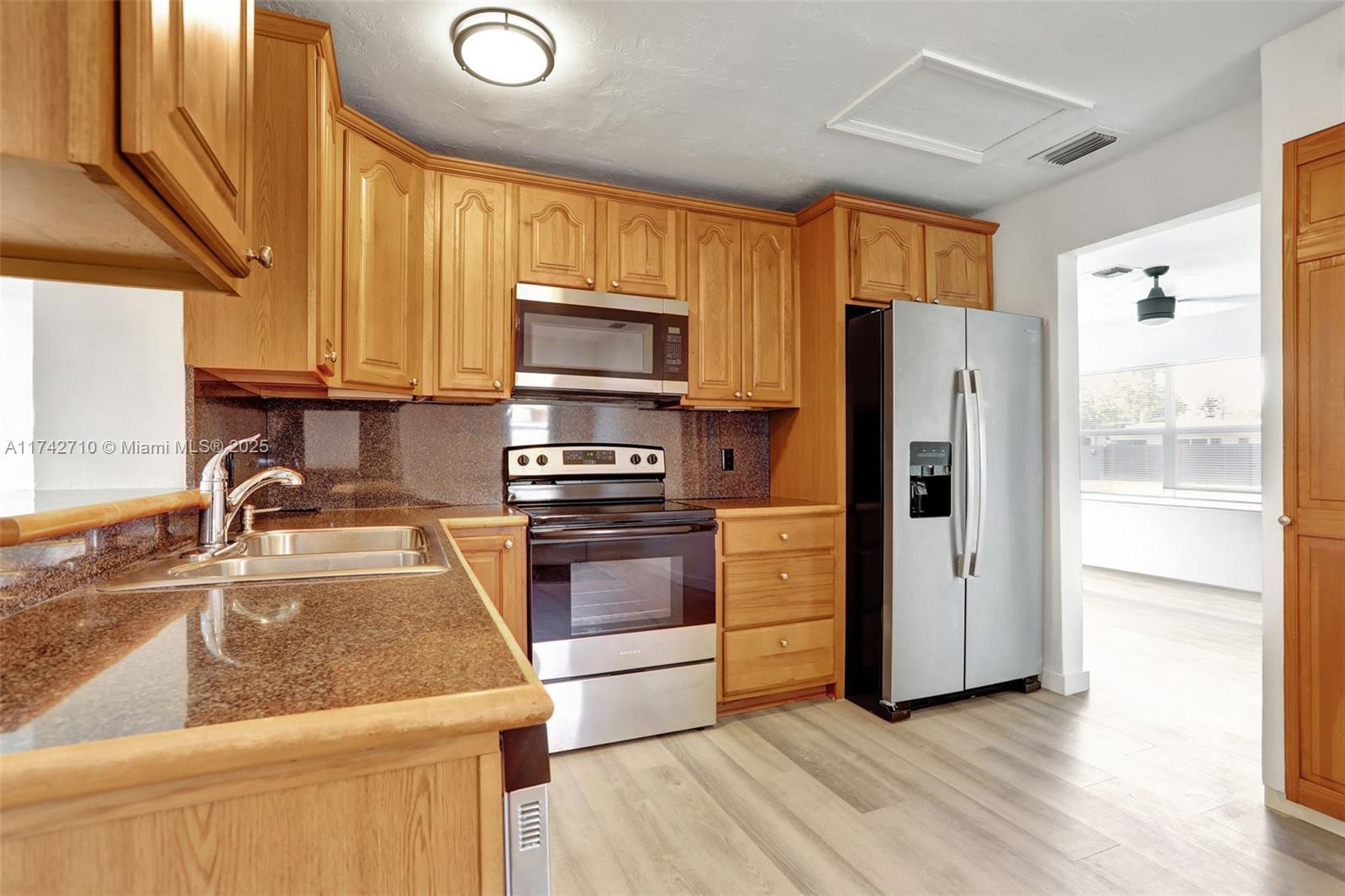 COLLIER ESTATES - Residential