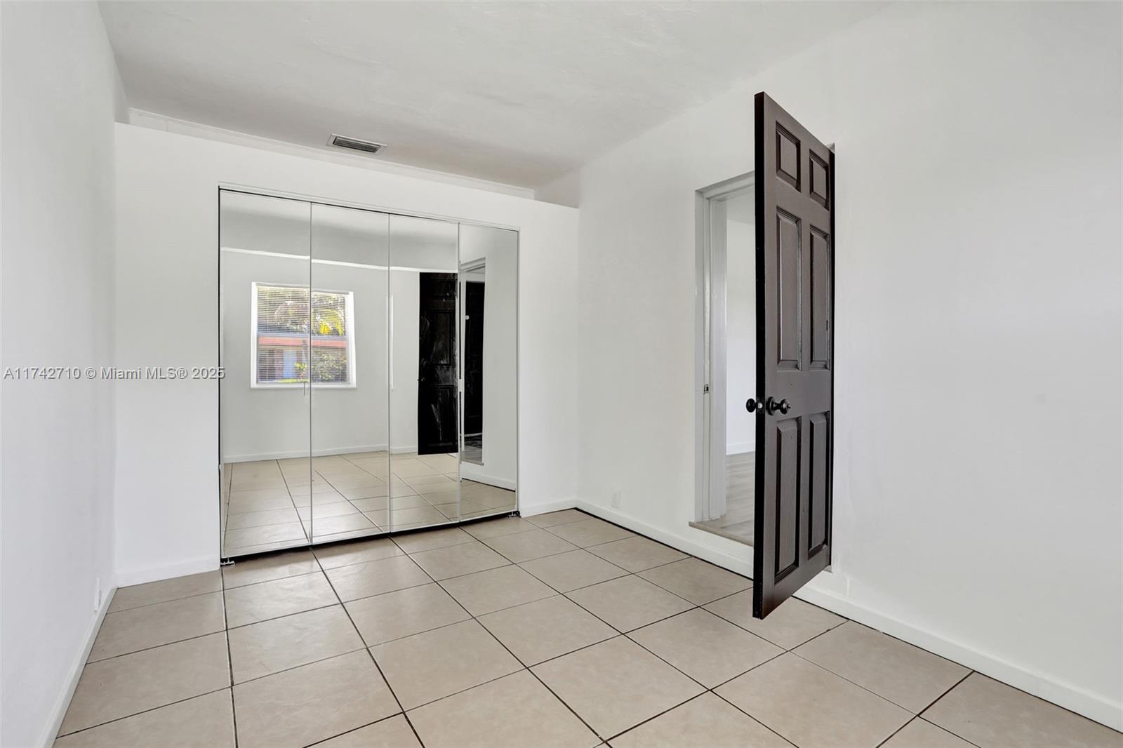 COLLIER ESTATES - Residential