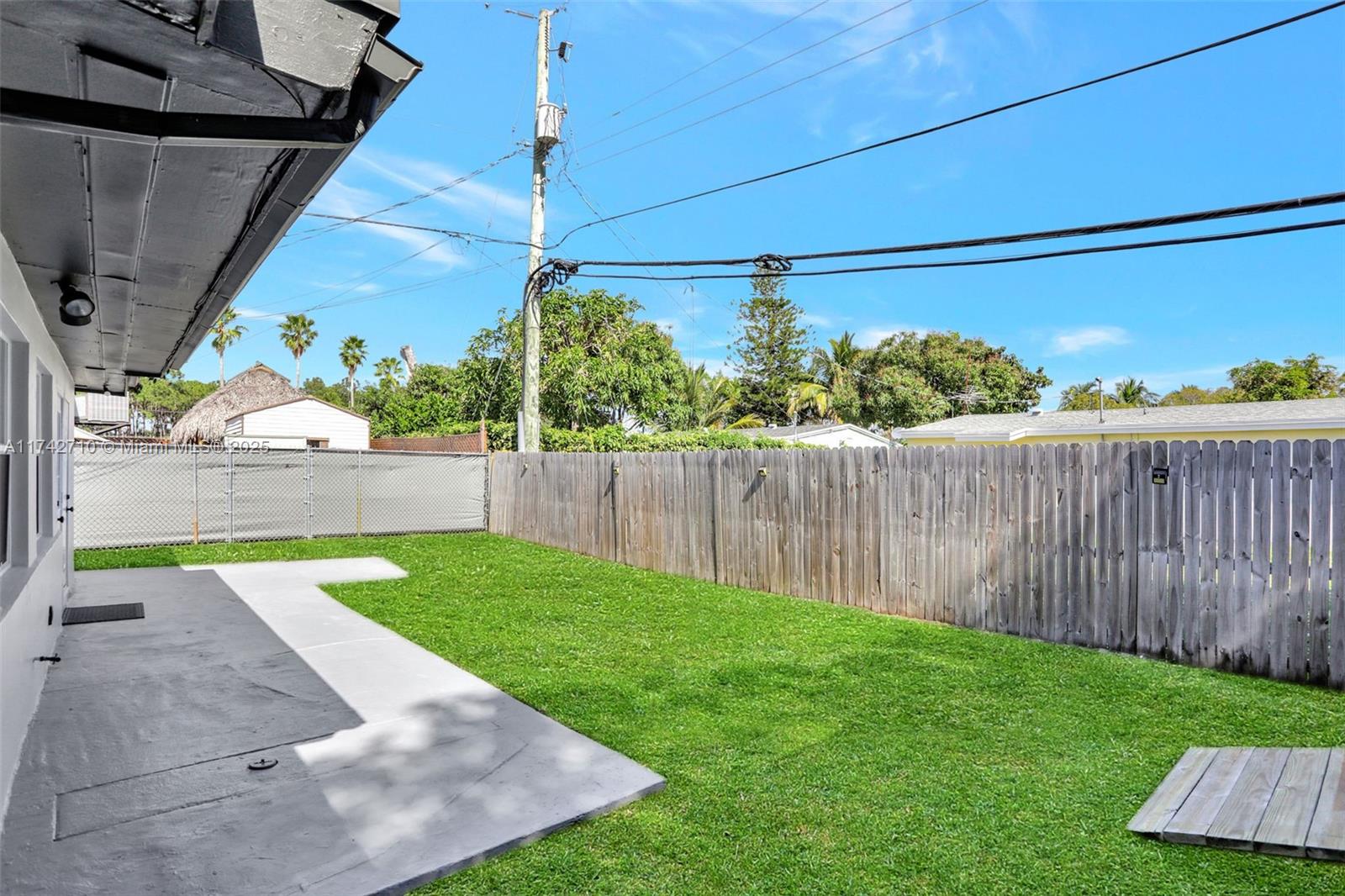 COLLIER ESTATES - Residential