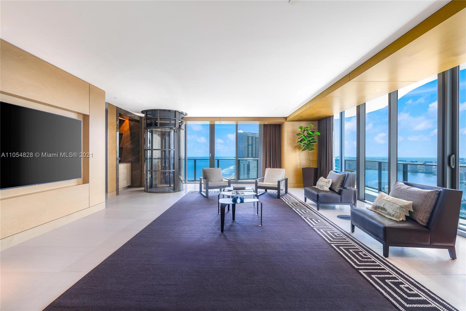 REGALIA CONDO - Residential