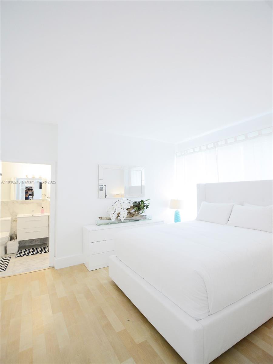 1342 DREXEL CONDO - Residential