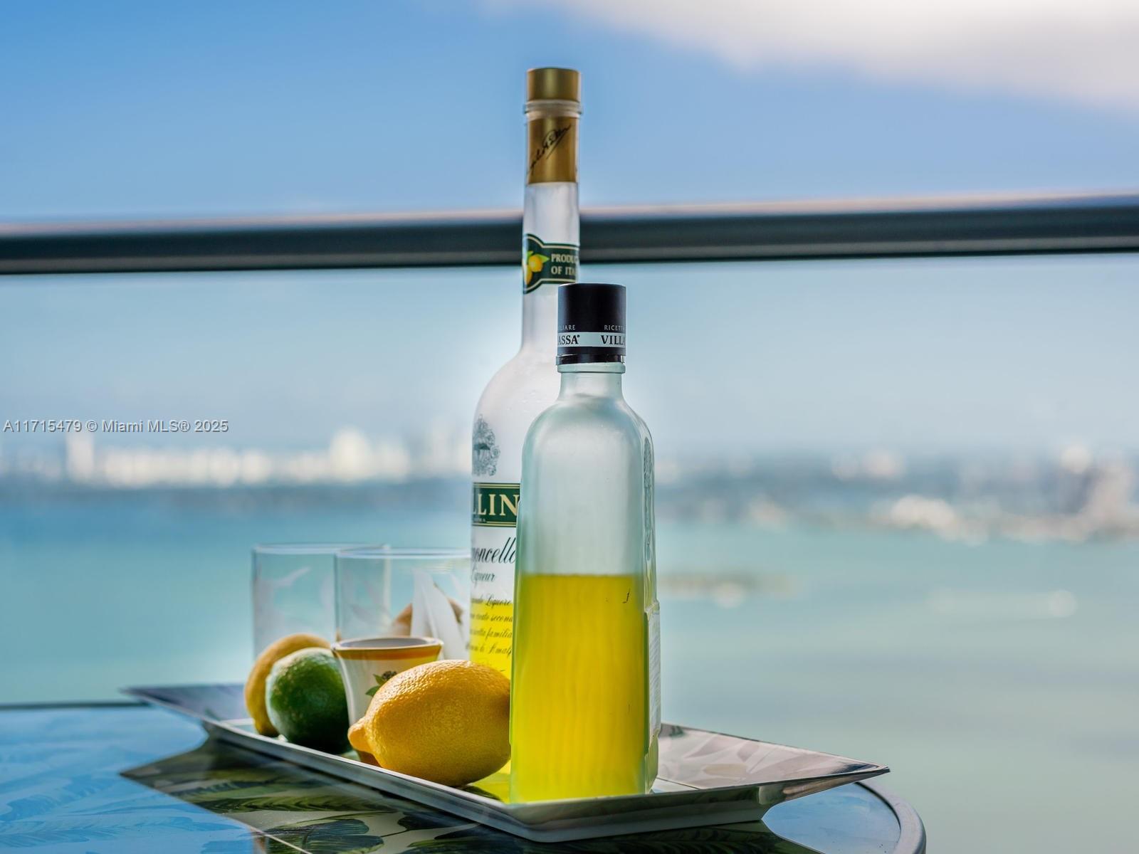 PARAISO BAY CONDO - Residential