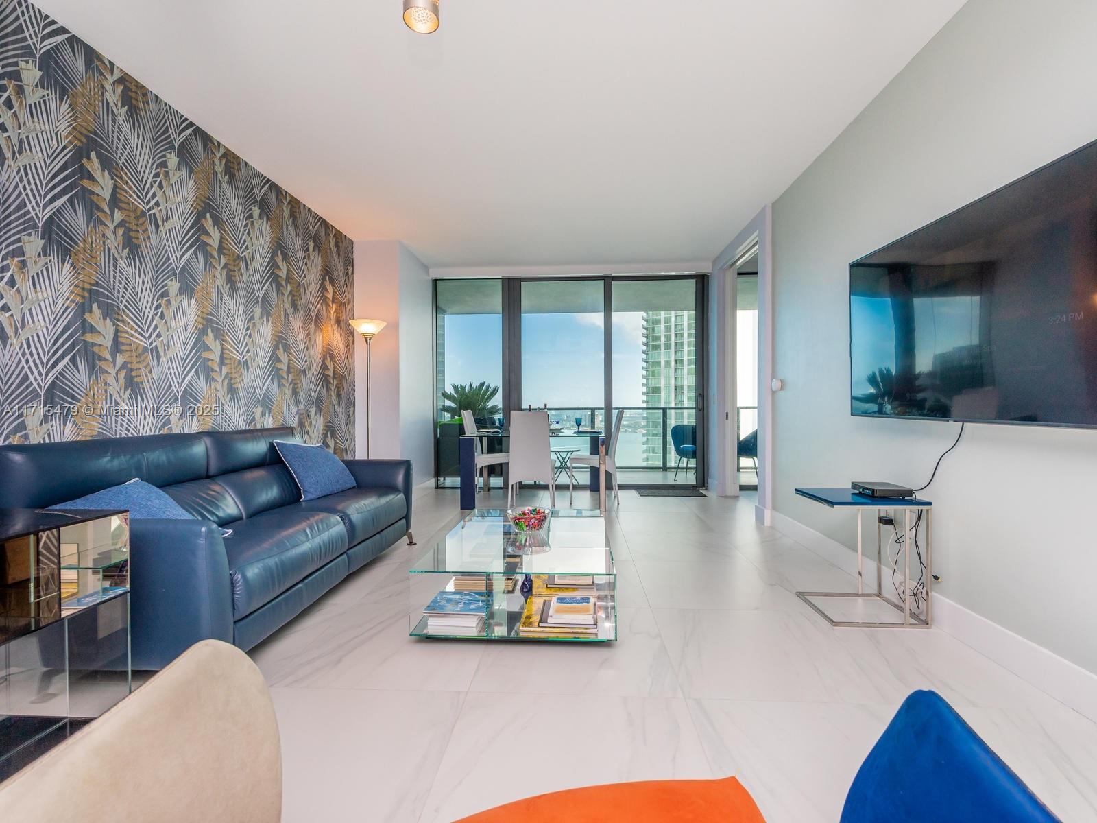 PARAISO BAY CONDO - Residential