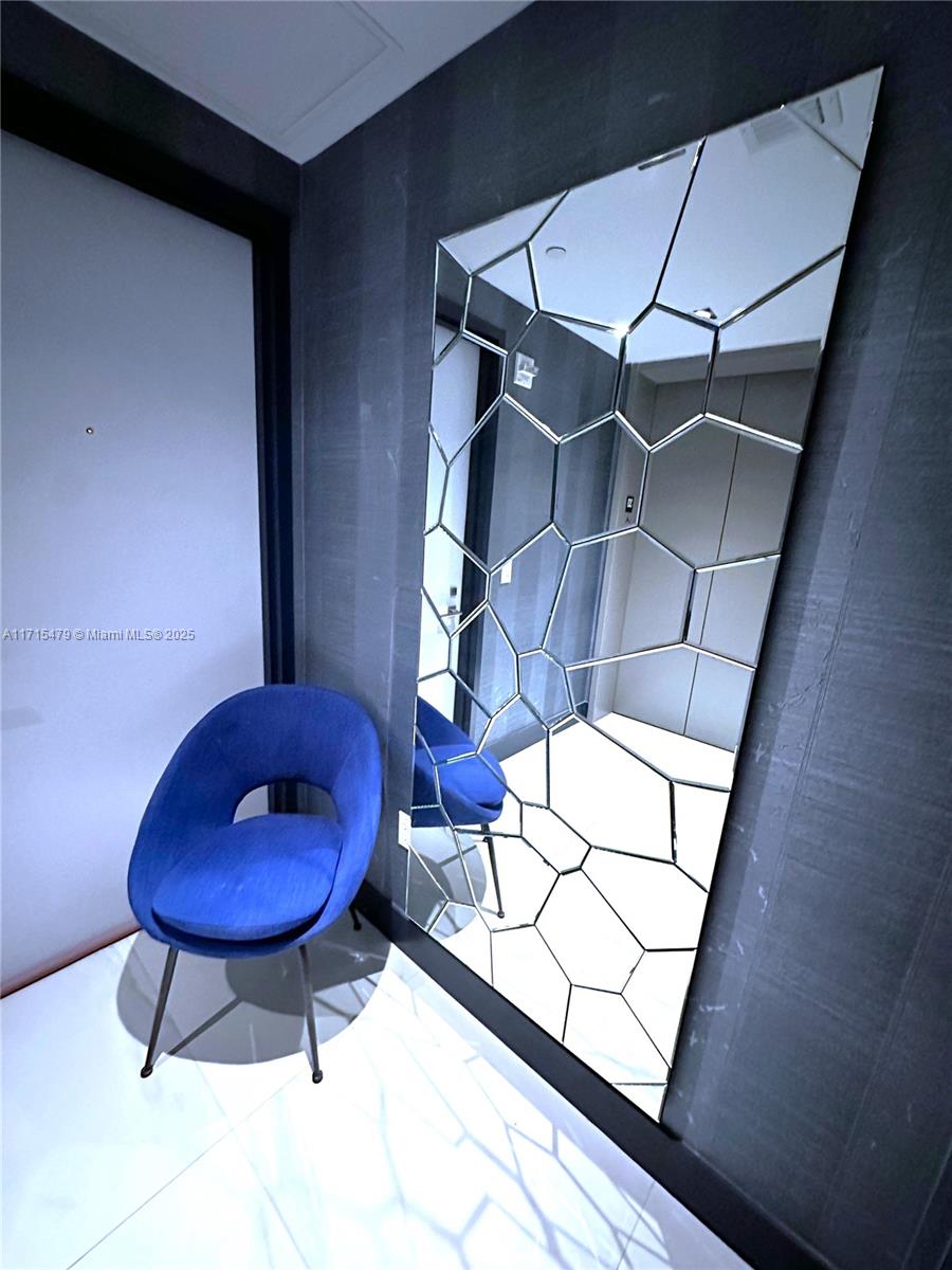 PARAISO BAY CONDO - Residential