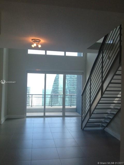 BEAUTIFUL 1 BEDROOM UNIT IN BEST LOCATION IN BRICKELL AREA. ENJOY BRICKELL'S URBAN LIFE STYLE IN THIS MODERN UNIT AND MIAMI'S SKYLINE FROM THIS HIGH FLOOR UNIT. Close distance to Brickell's many restaurants, shopping, businesses & transportation. See it Now!”