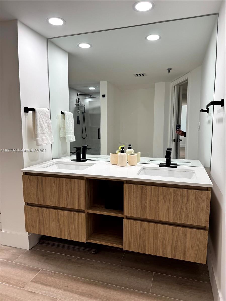 BRICKELL KEY ONE CONDO - Residential