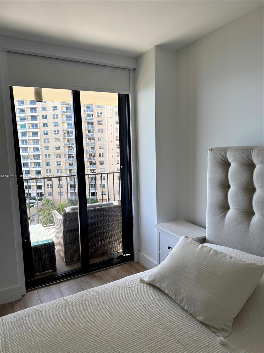 BRICKELL KEY ONE CONDO - Residential