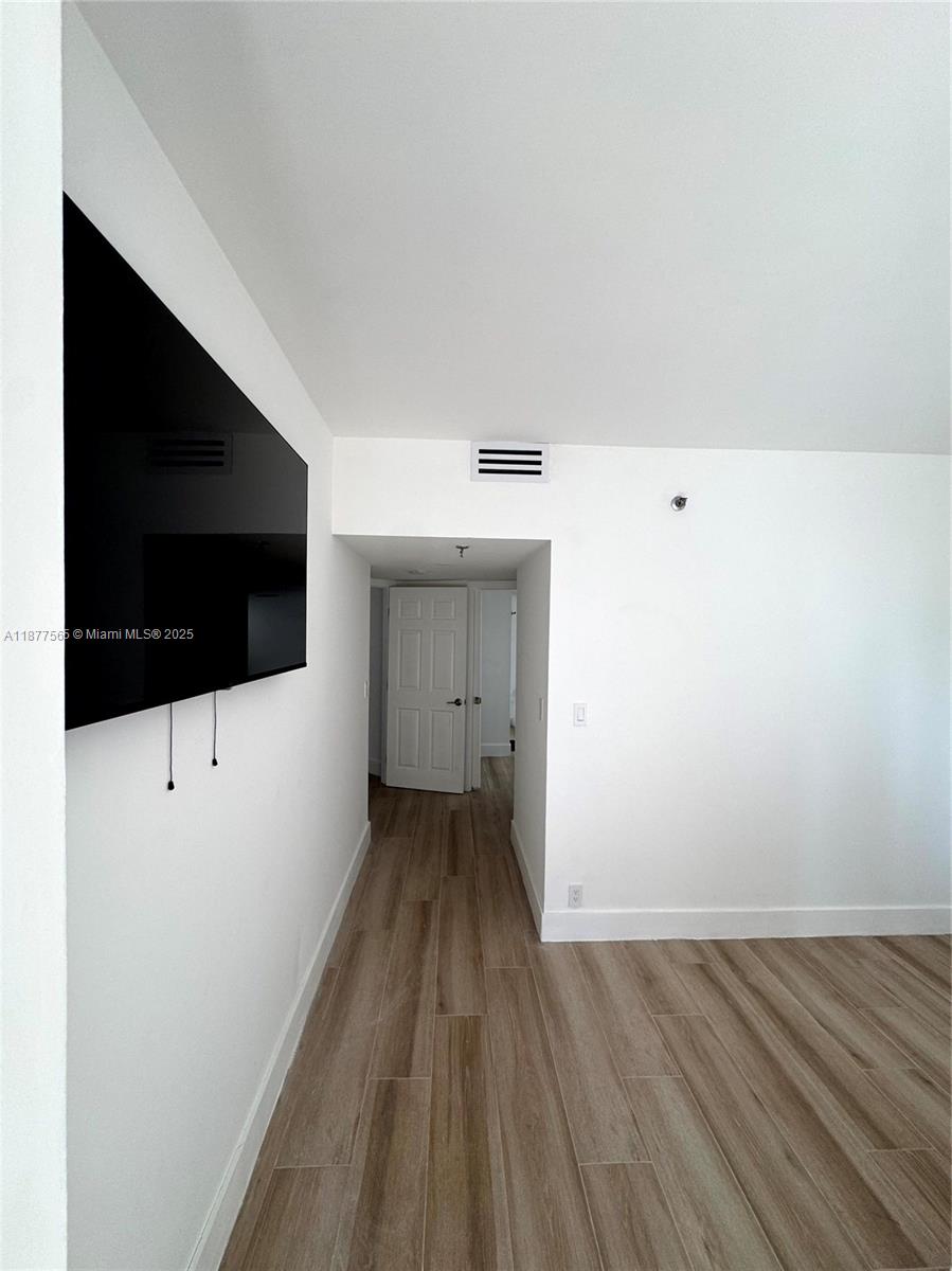 BRICKELL KEY ONE CONDO - Residential