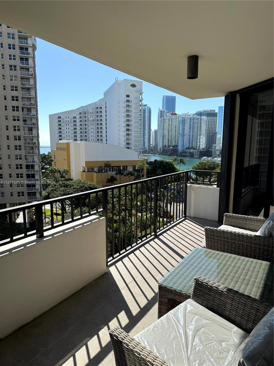 BRICKELL KEY ONE CONDO - Residential