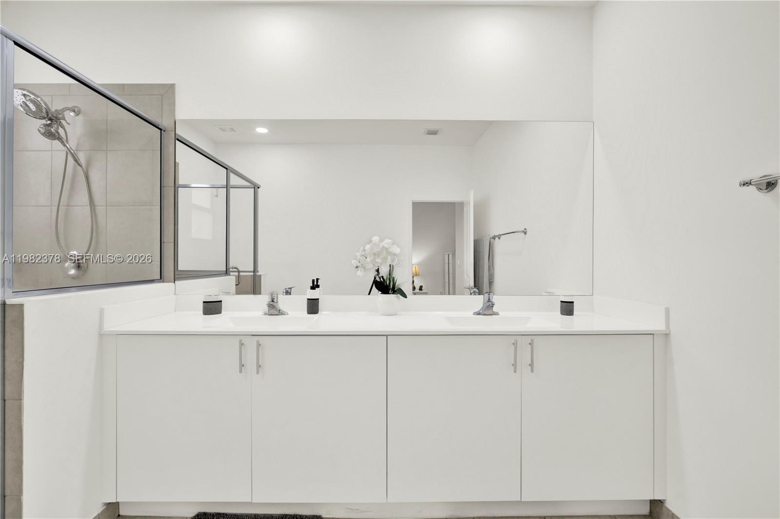 KENDALL ASSEMBLAGE SOUTH - Residential