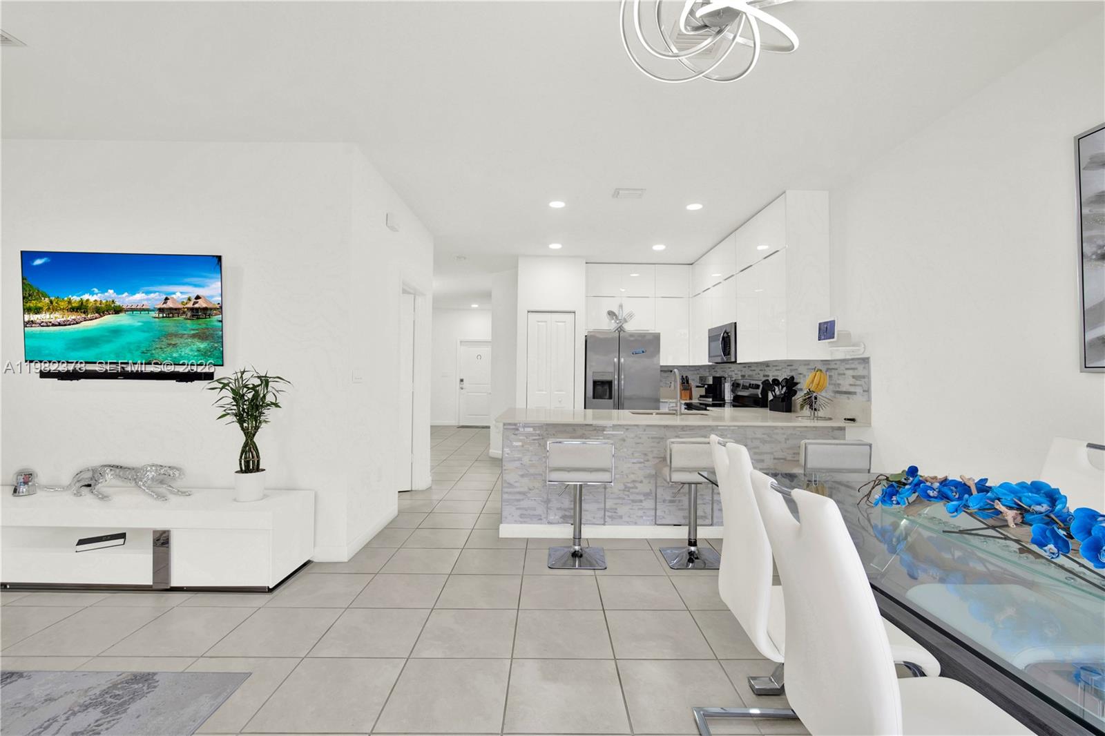 KENDALL ASSEMBLAGE SOUTH - Residential