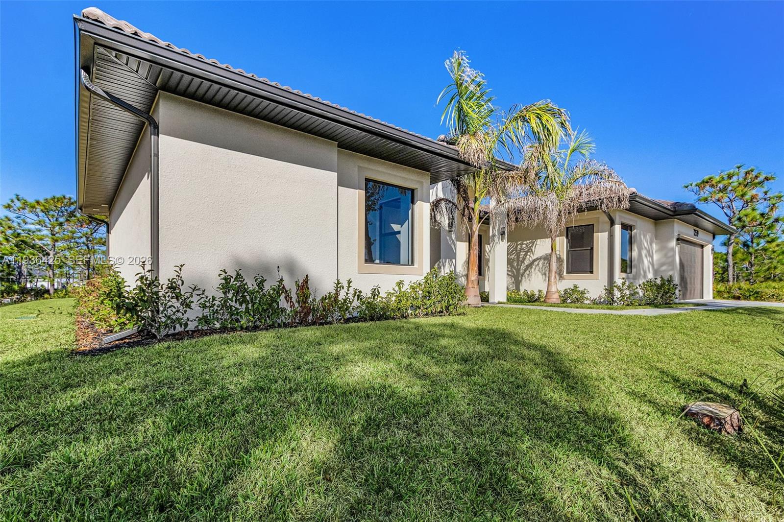 CALUSA RIDGE - Residential