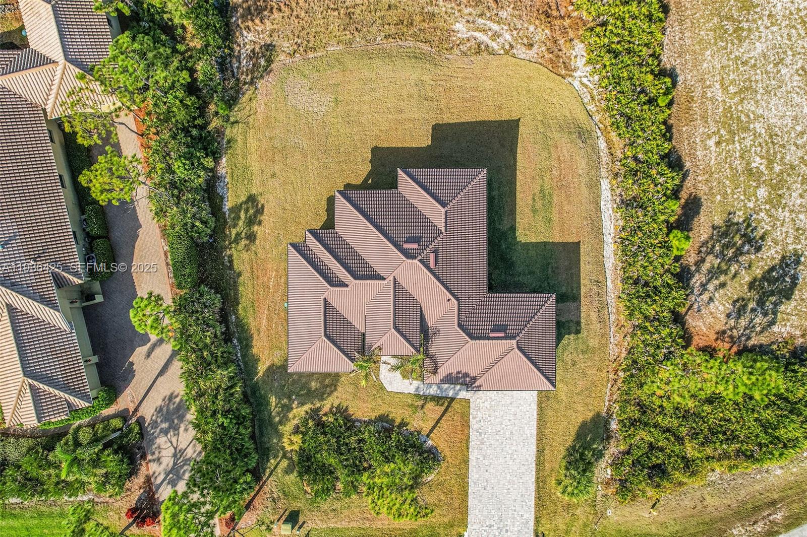 CALUSA RIDGE - Residential