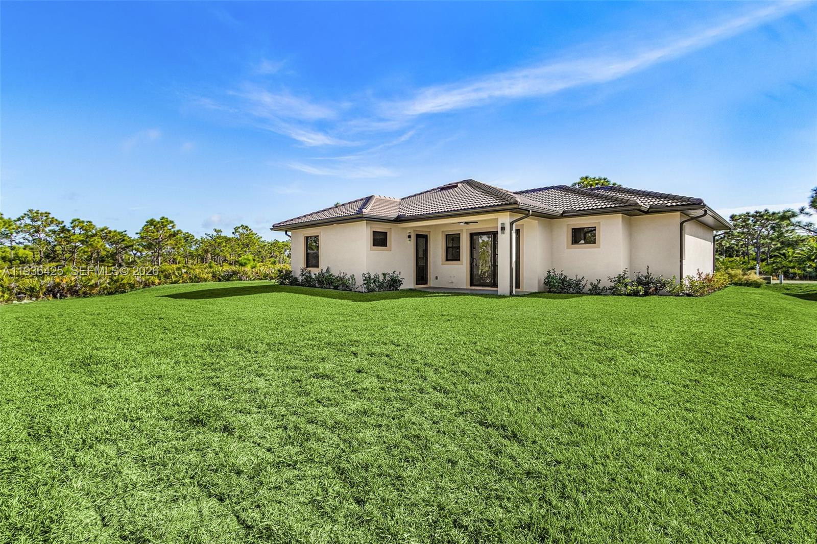 CALUSA RIDGE - Residential