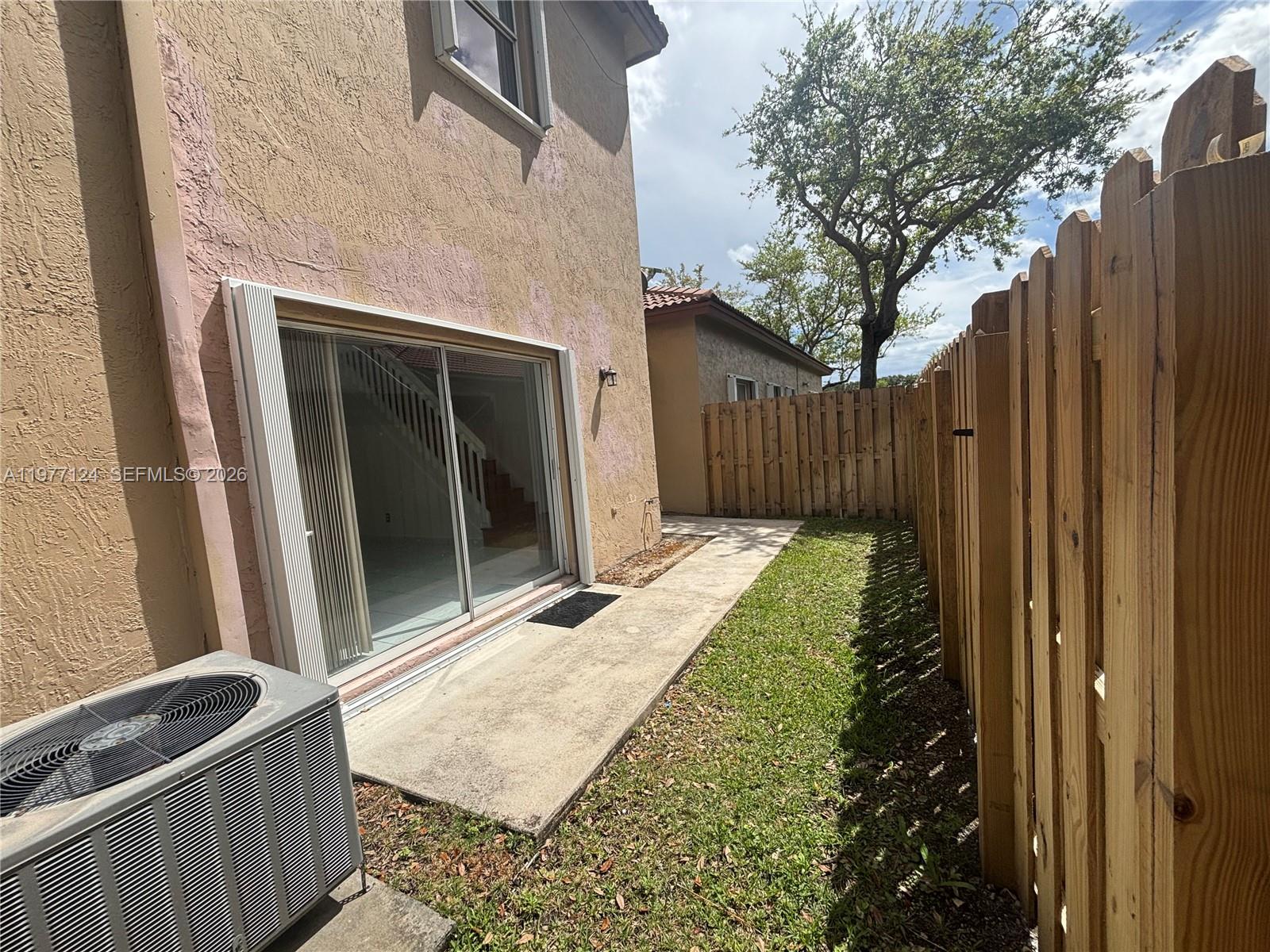 EMERALD COURTS - OPAL CRE - Residential Lease