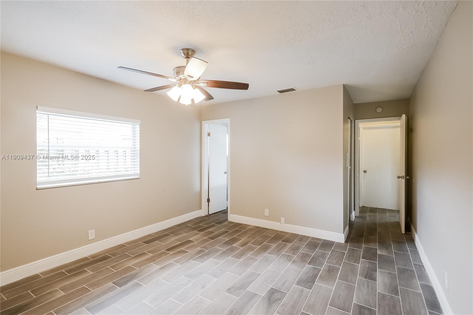 SUNRISE GOLF VILLAGE 3RD - Residential Lease