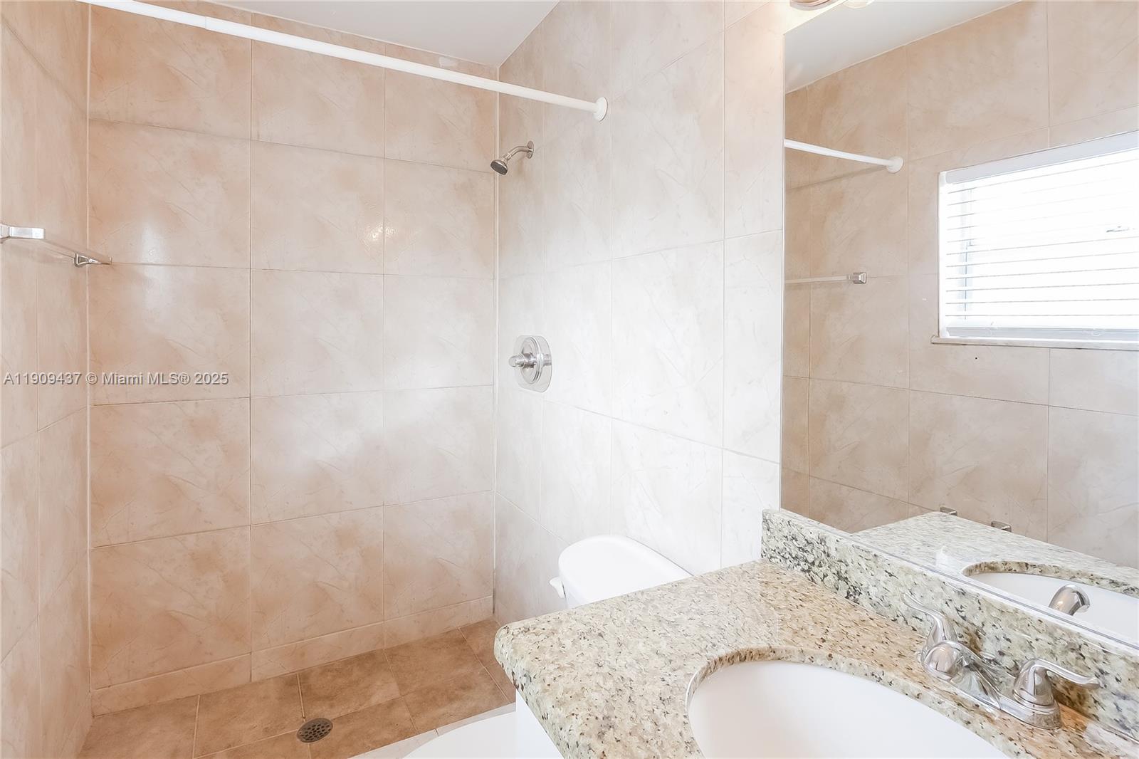 SUNRISE GOLF VILLAGE 3RD - Residential Lease