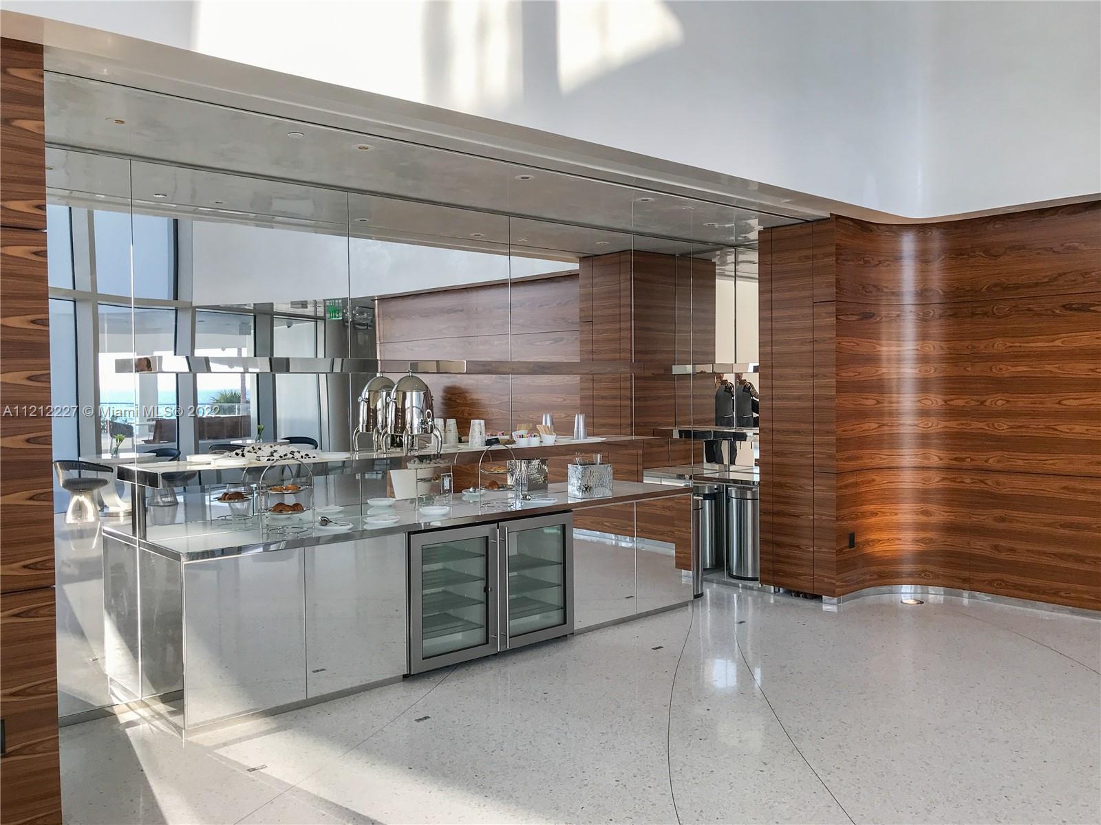 JADE SIGNATURE CONDO - Residential