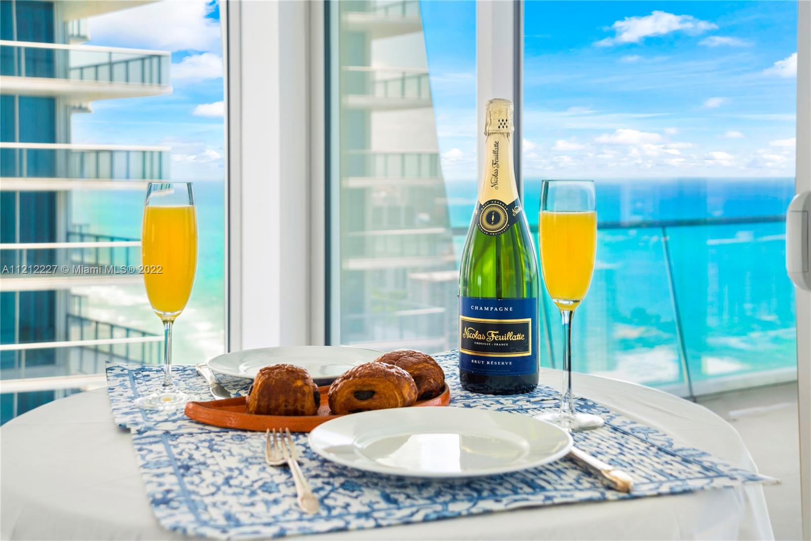 JADE SIGNATURE CONDO - Residential