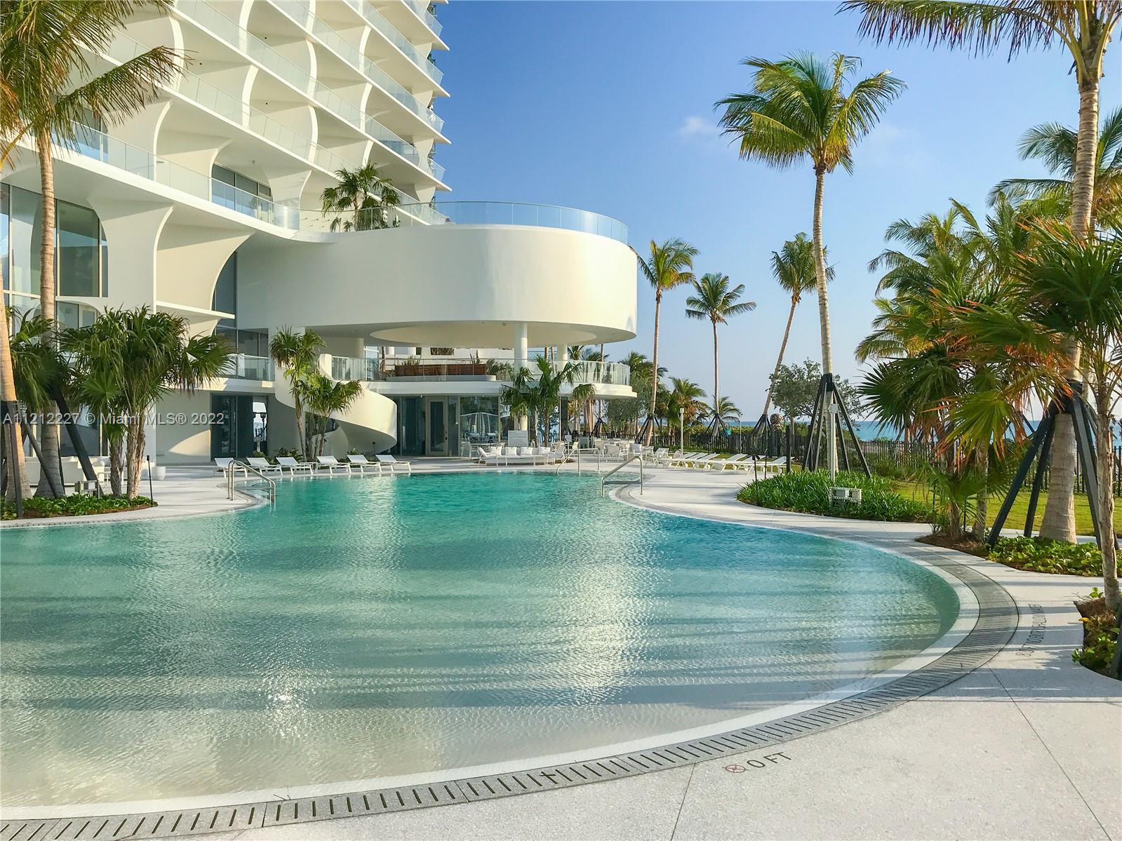 JADE SIGNATURE CONDO - Residential