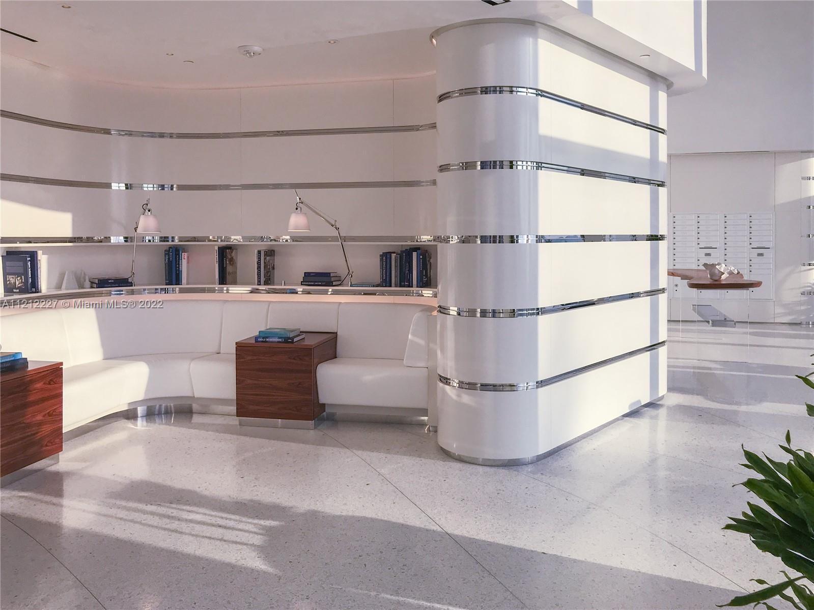 JADE SIGNATURE CONDO - Residential