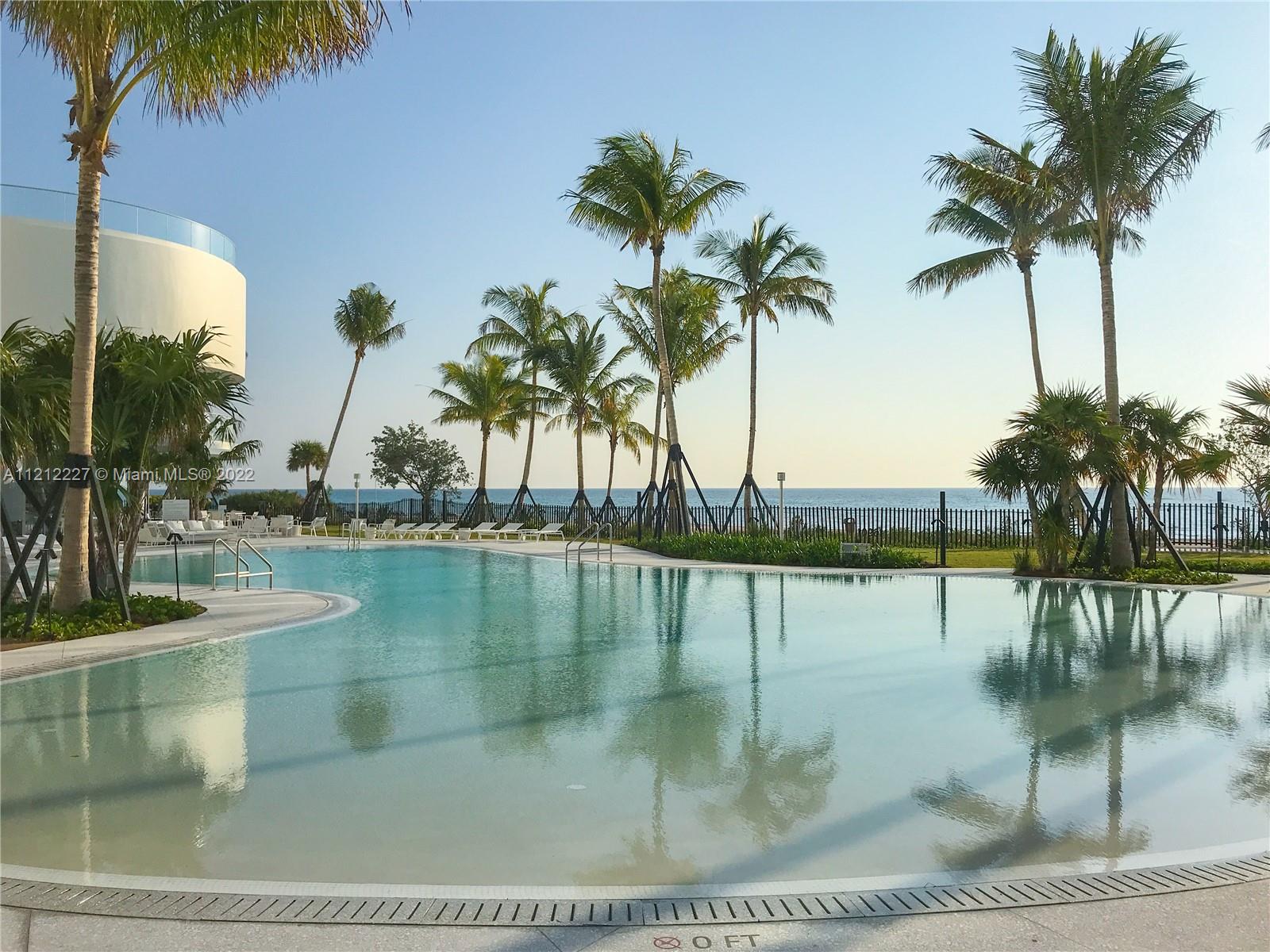 JADE SIGNATURE CONDO - Residential