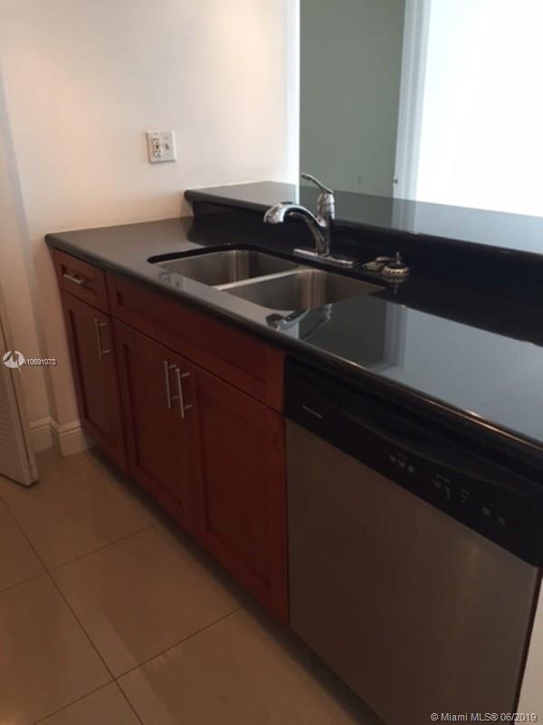 MADISON DOWNTOWN CONDO - Residential Lease