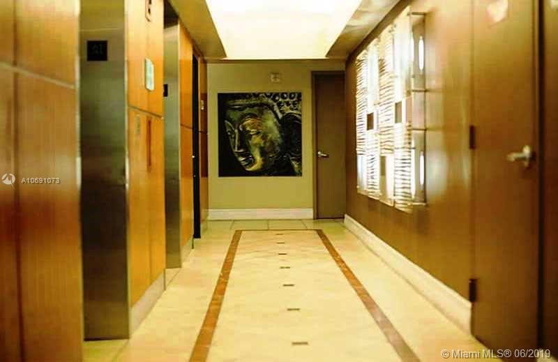 MADISON DOWNTOWN CONDO - Residential Lease