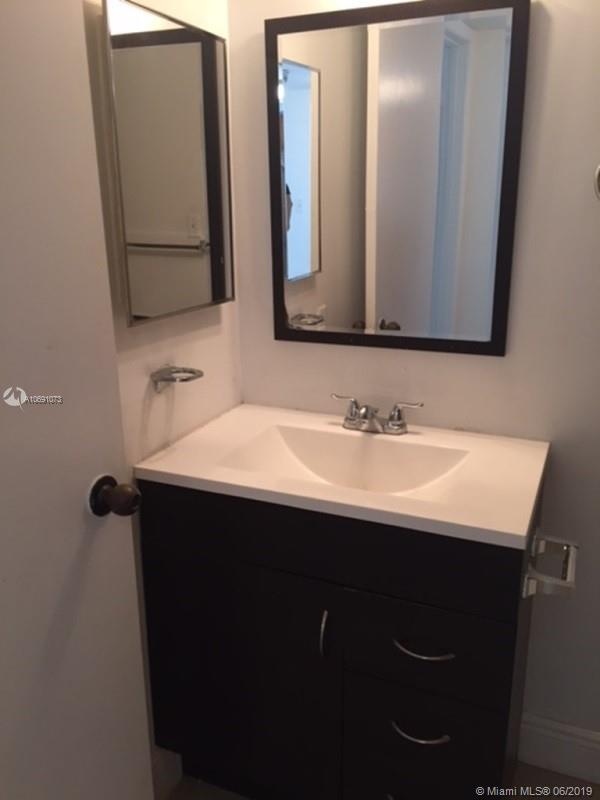 MADISON DOWNTOWN CONDO - Residential Lease