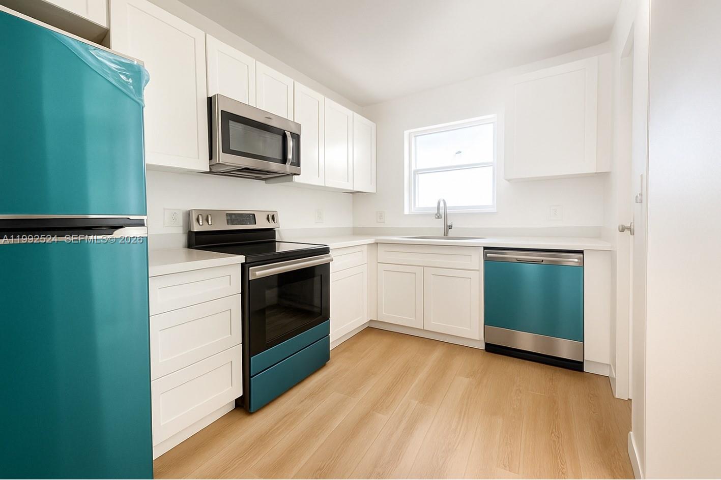 HIDDEN HARBOR CONDOMINIUM - Residential