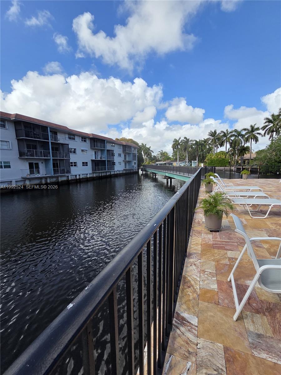 HIDDEN HARBOR CONDOMINIUM - Residential