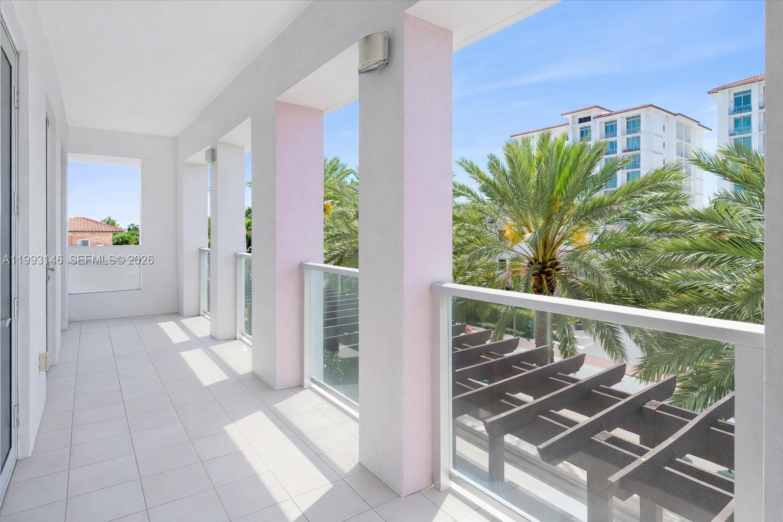 PALMETTO FIFTH AVENUE CON - Residential