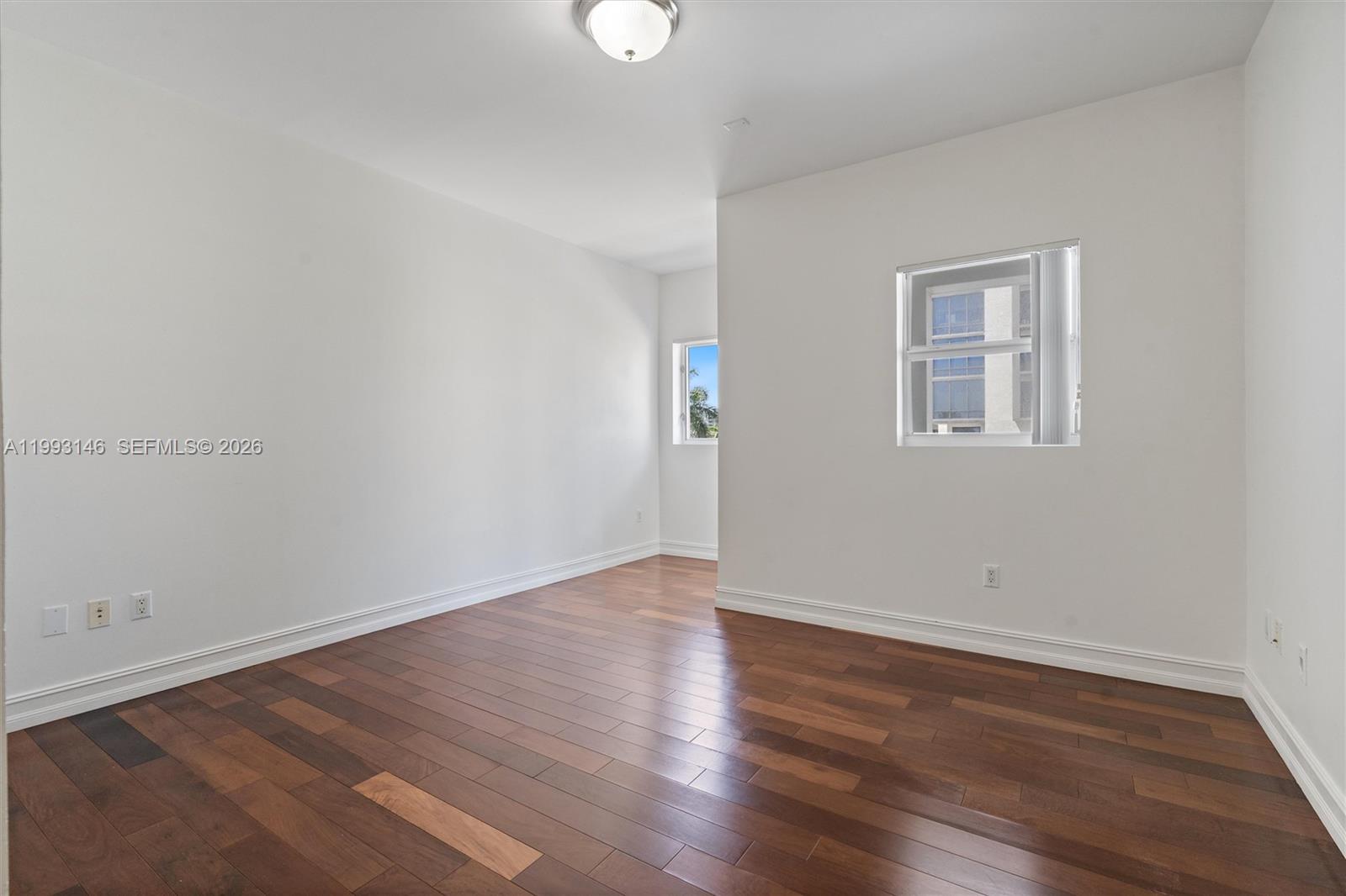 PALMETTO FIFTH AVENUE CON - Residential