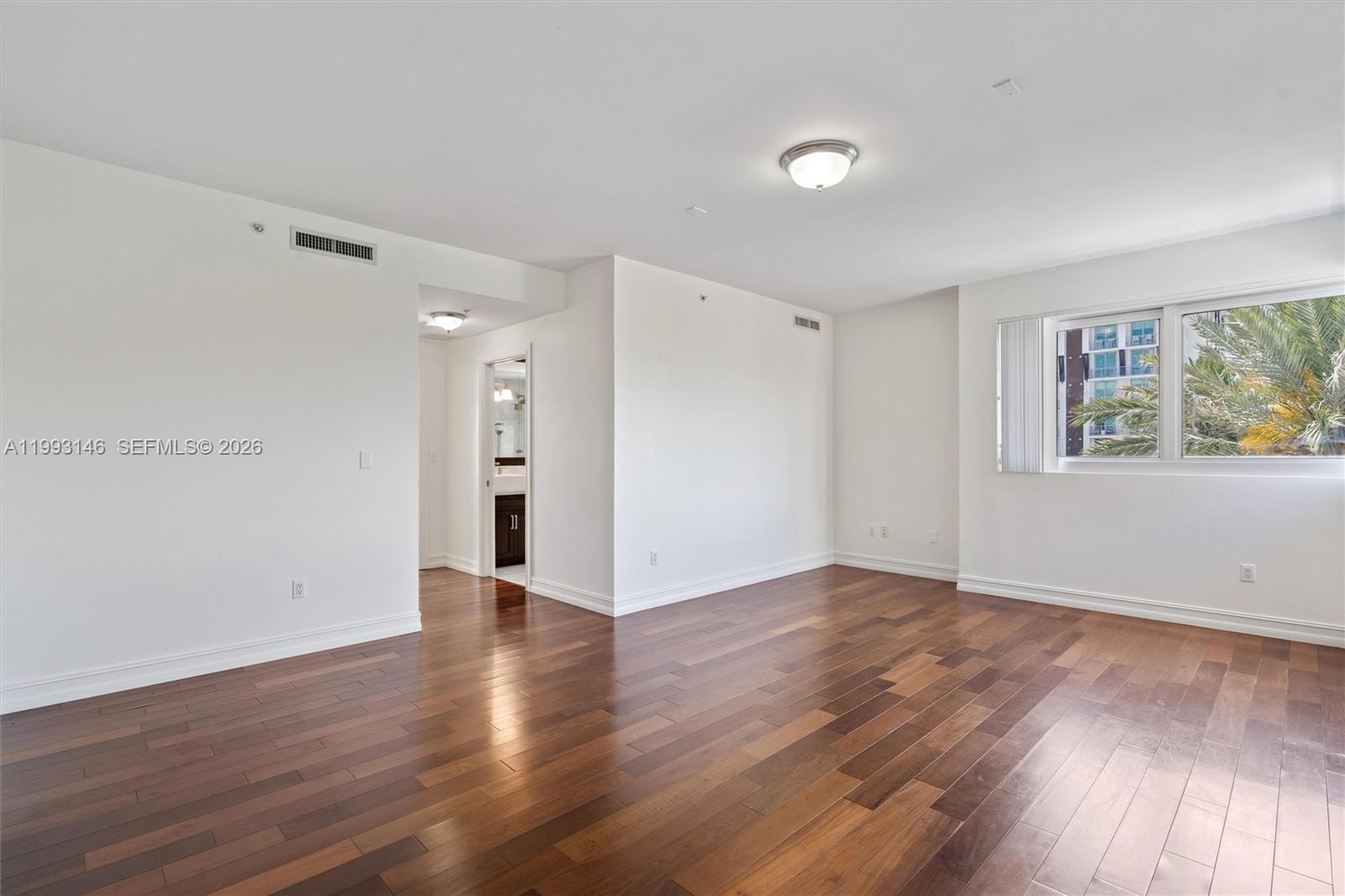 PALMETTO FIFTH AVENUE CON - Residential