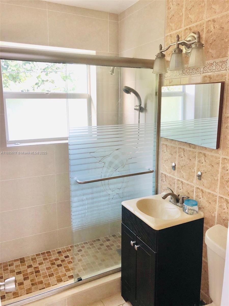 CLIFF LAKE VILLAS CO-OP - Residential Lease