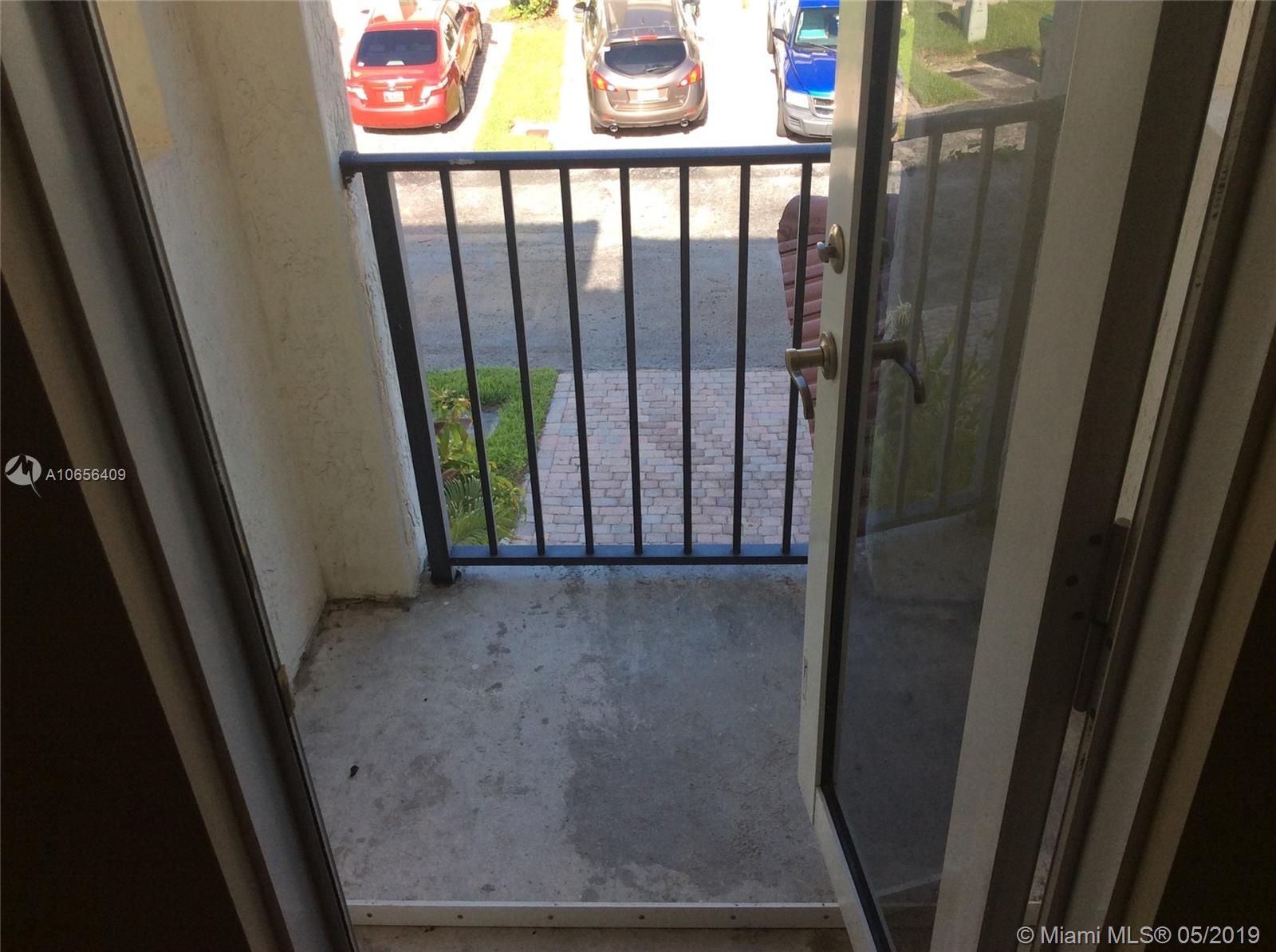 SAGA BAY TOWNHOMES 1ST AD - Residential