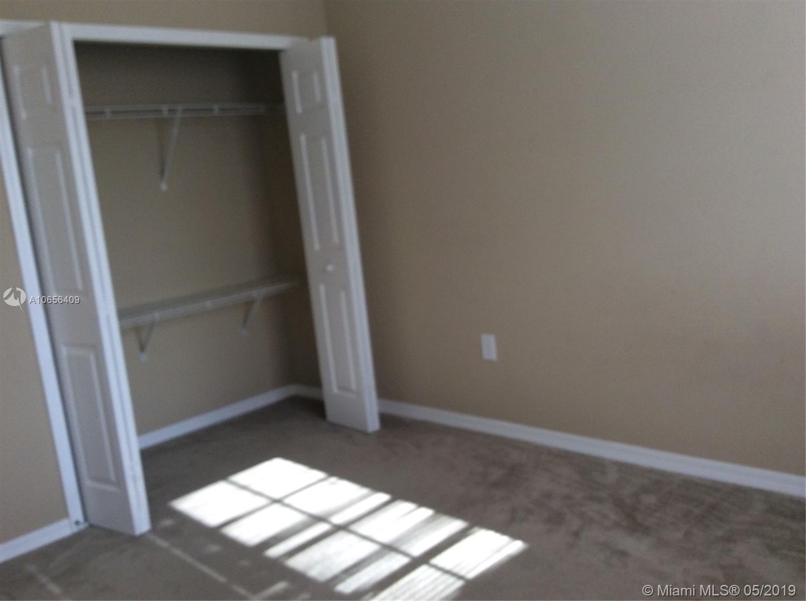 SAGA BAY TOWNHOMES 1ST AD - Residential