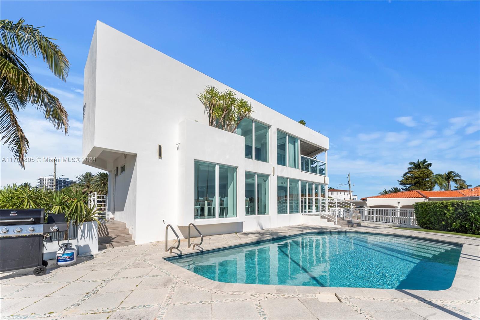 TREASURE ISLAND - Residential Lease