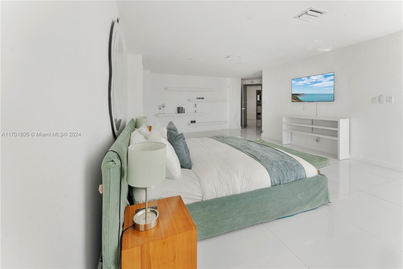 TREASURE ISLAND - Residential Lease