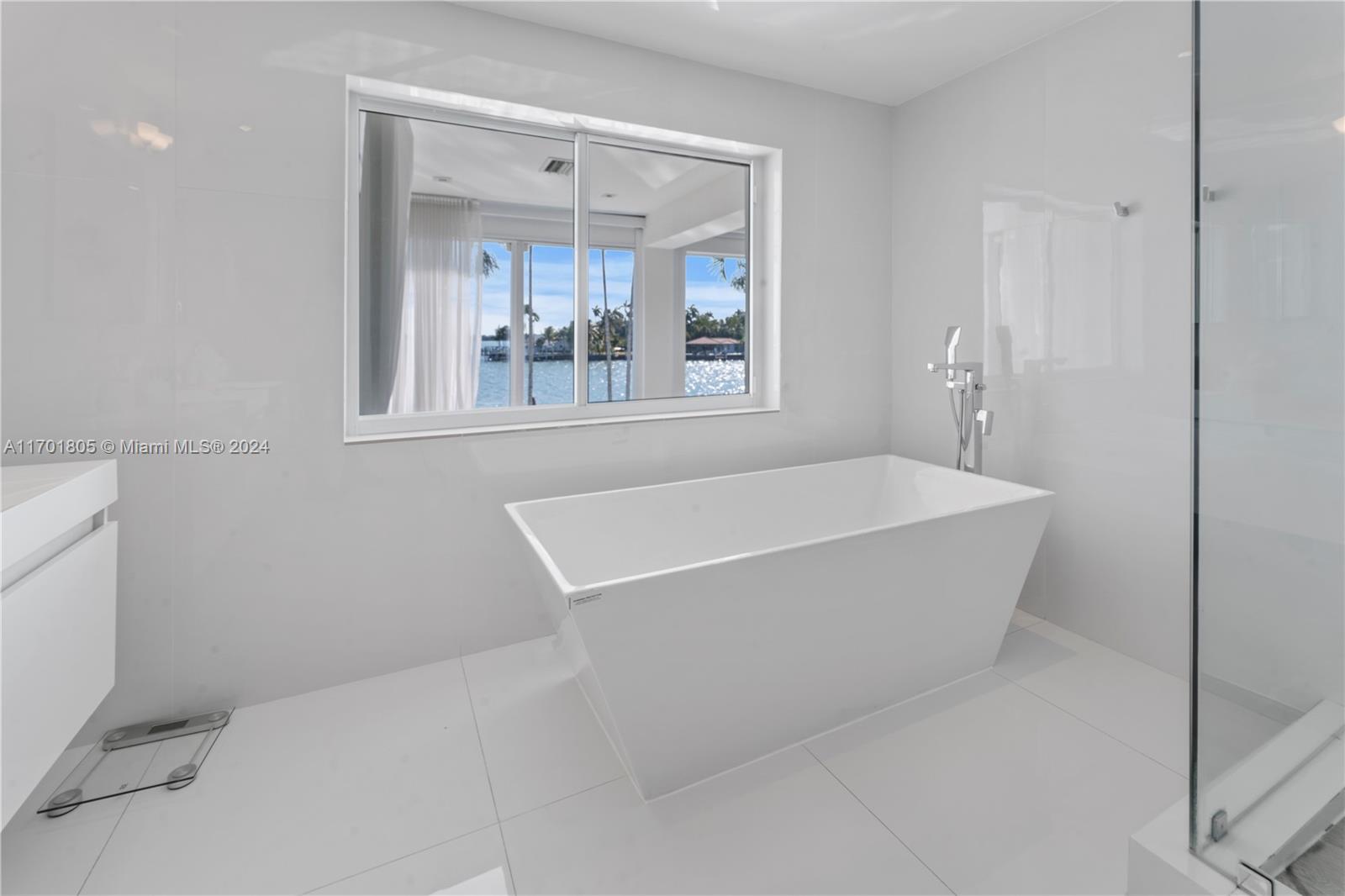 TREASURE ISLAND - Residential Lease