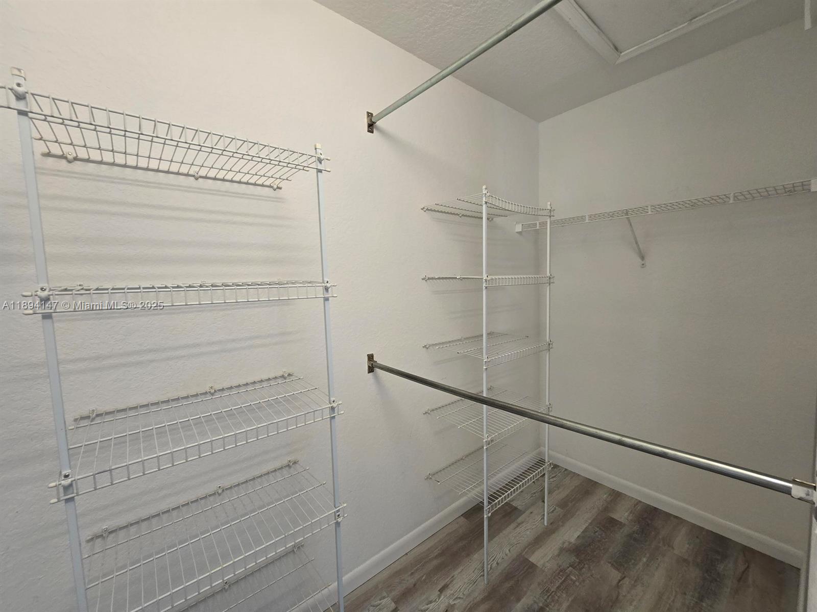 RENAISSANCE SEC 4 1 - Residential Lease