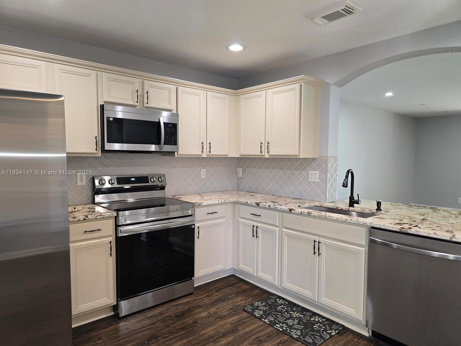 View photos, virtual tours, details... 6132 Southard St