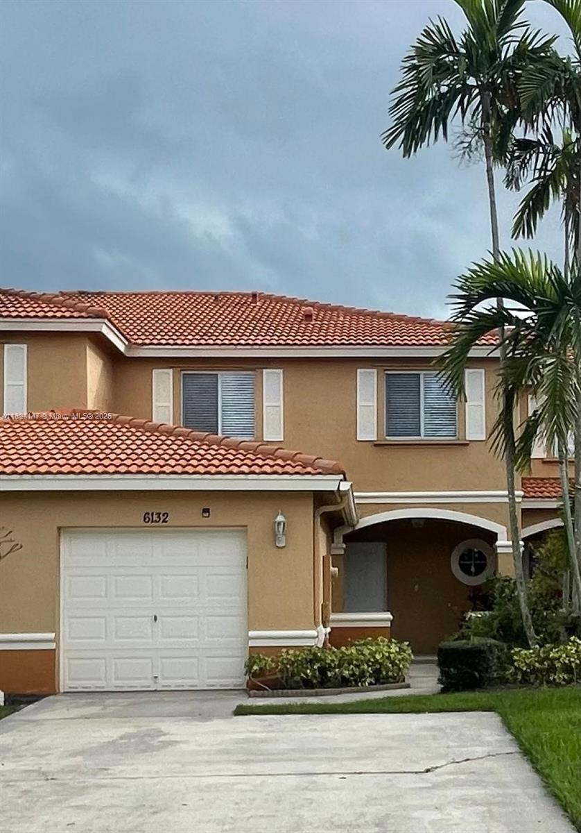 RENAISSANCE SEC 4 1 - Residential Lease