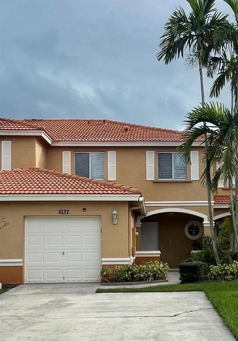 6132 Southard St West Palm Beach FL 33411