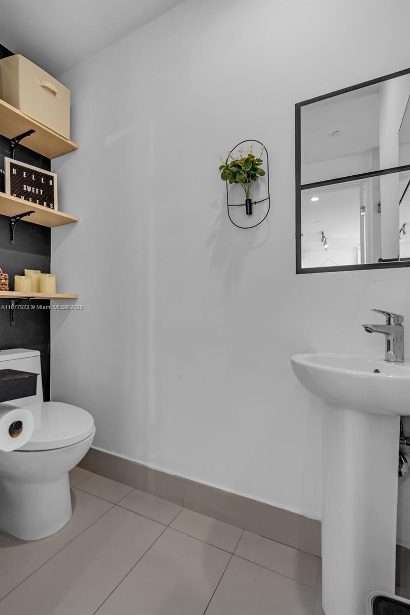 PARAISO BAYVIEWS CONDO - Residential