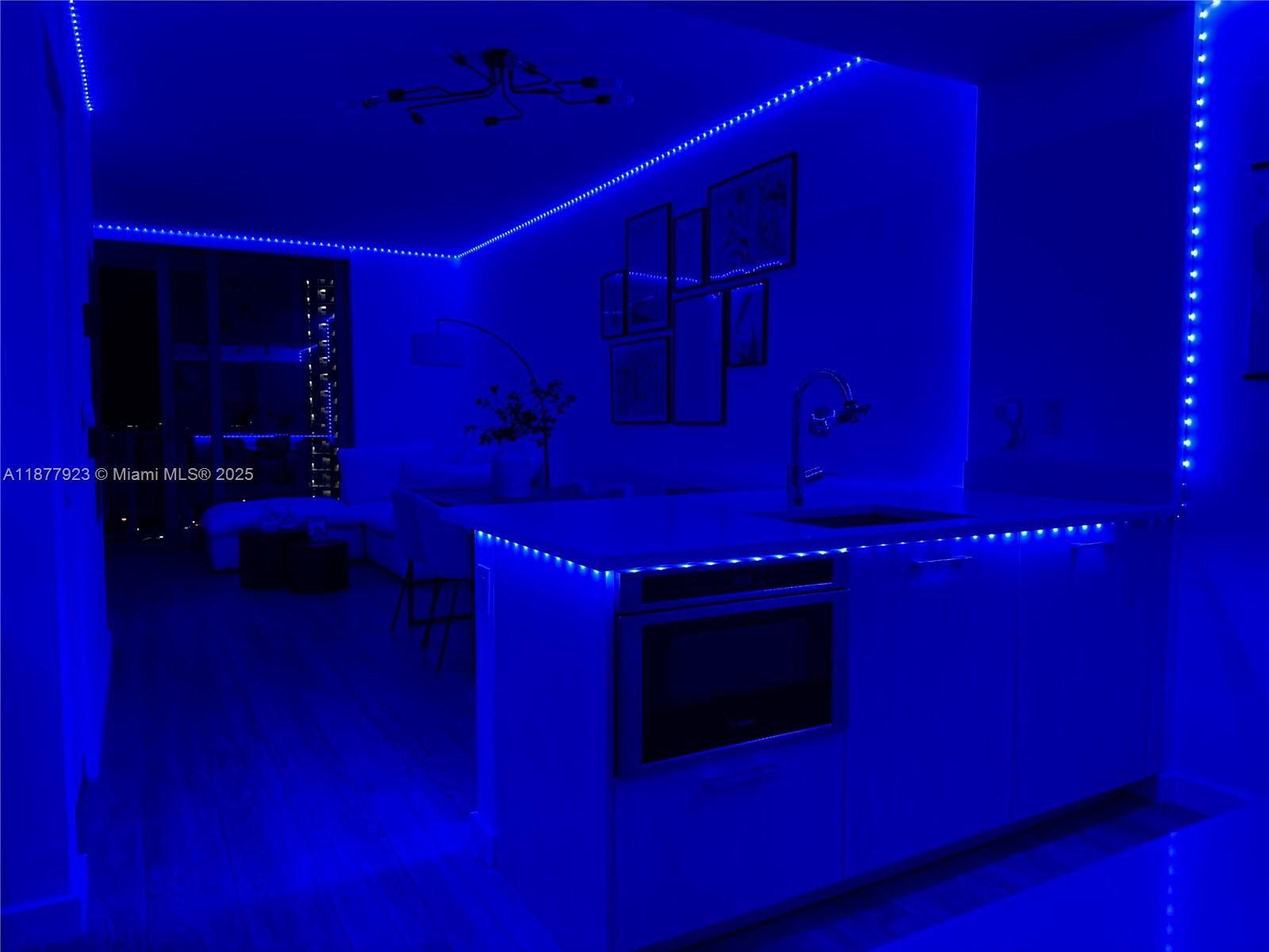 PARAISO BAYVIEWS CONDO - Residential