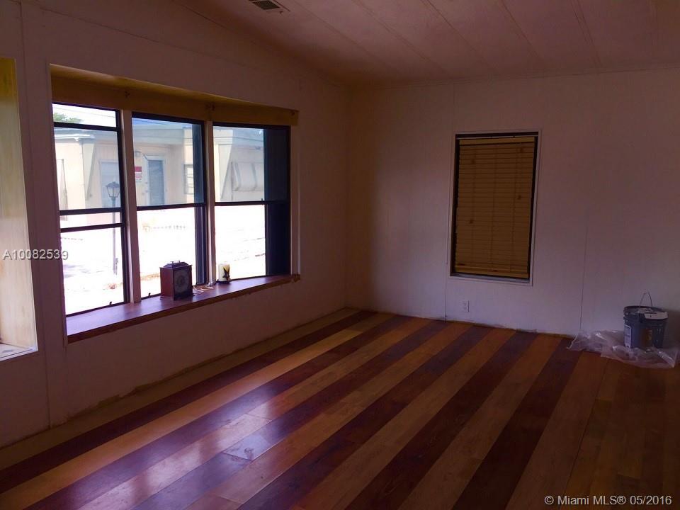 Hallandale Trailer Estate - Residential Lease