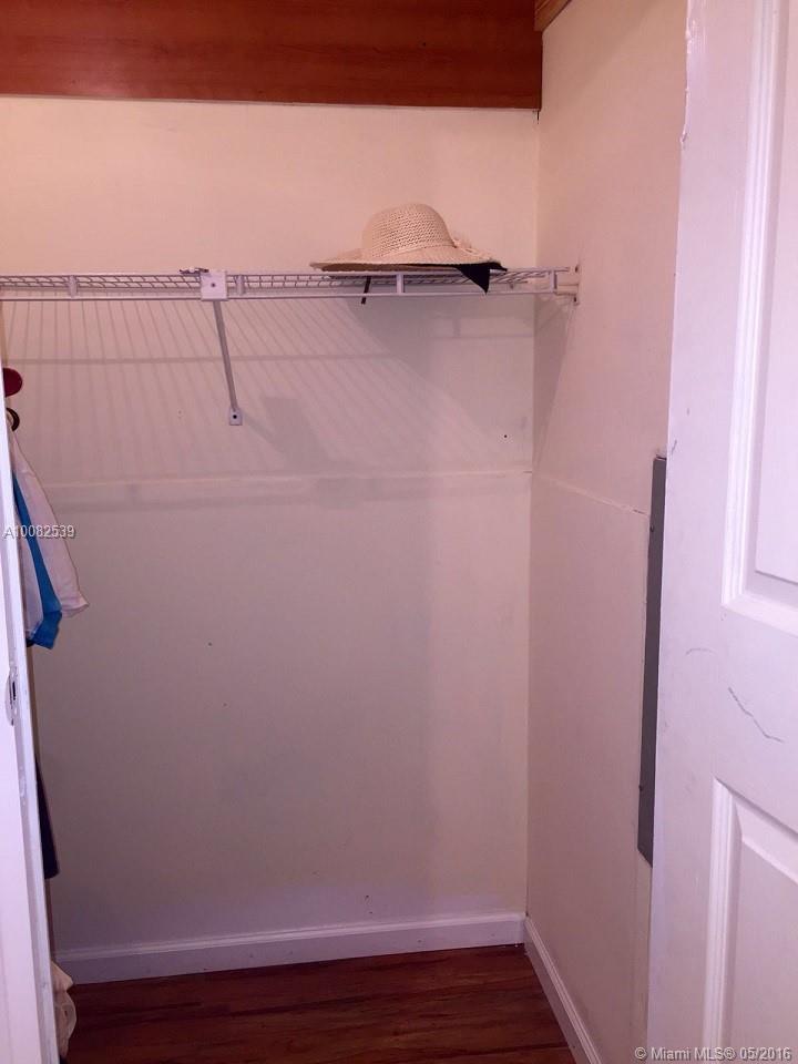 Hallandale Trailer Estate - Residential Lease